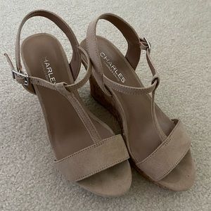 Charles David Nude Wedges
